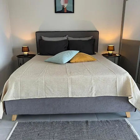 Apartment Zonapartments A Sea View-city Center *