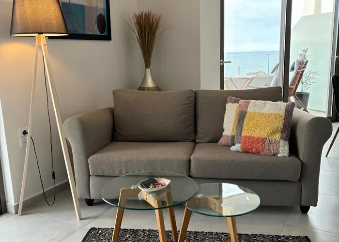 アパート Zonapartments A Sea View-city Center ハニア