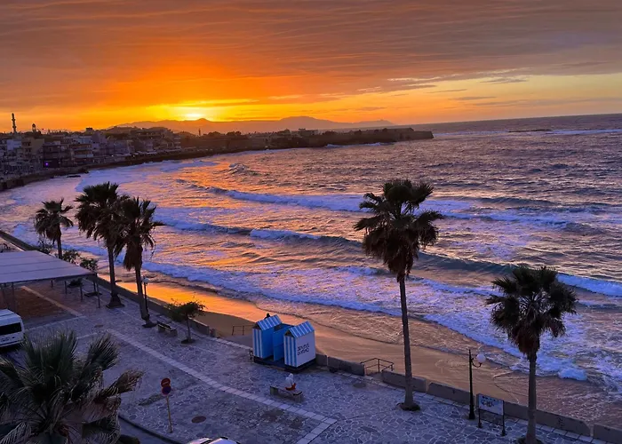 Zonapartments A Sea View-city Center